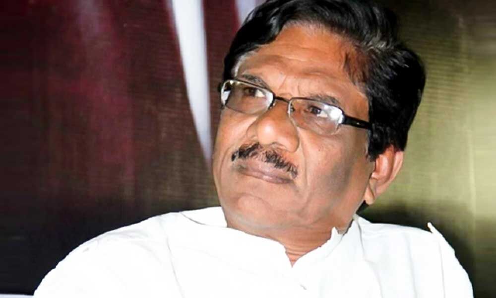 Kollywood Director Bharathiraja Goes Into 14 Day Self Quarantine