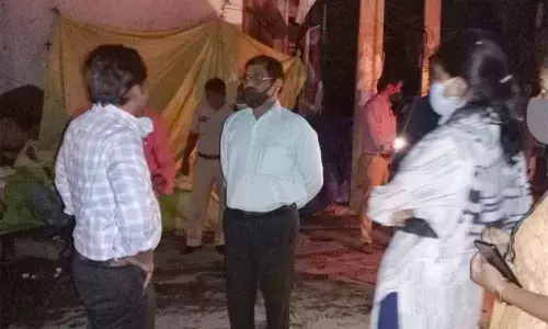 Anantapur: Collector Gandham Chandrudu inspects rain affected areas