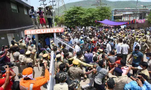 Visakhapatnam: Locals want closure of LG Polymers