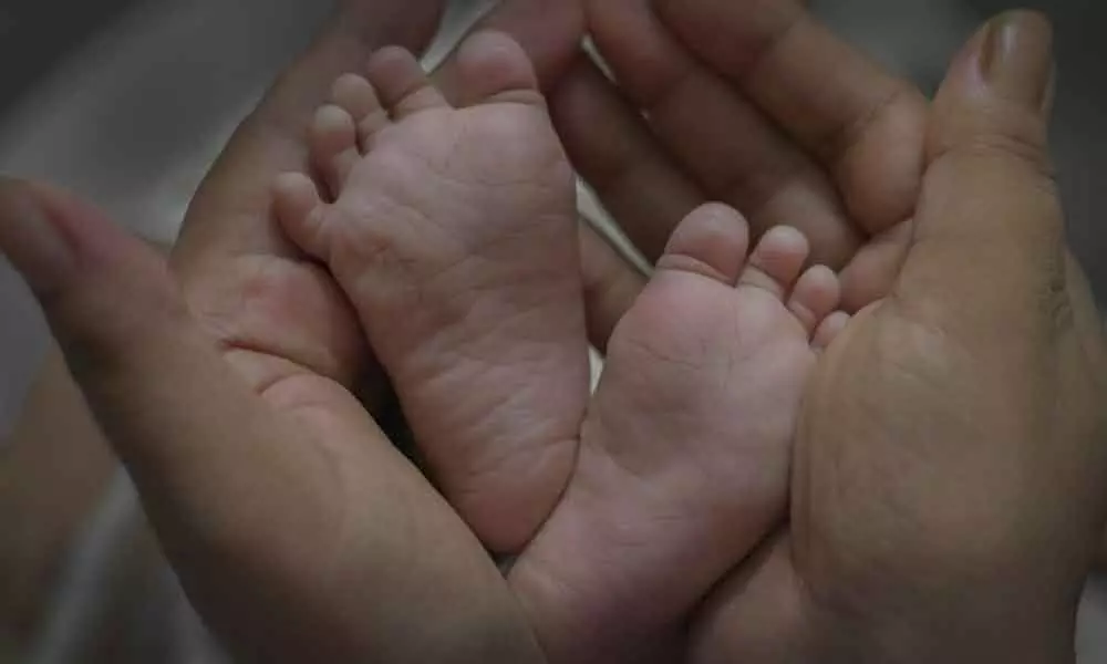 6-week-old baby dies in England