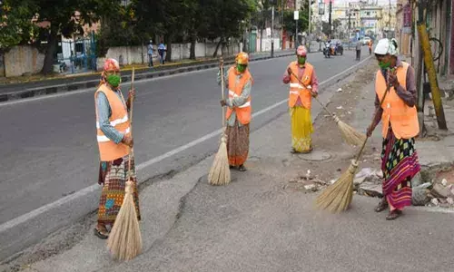 Srikakulam: Municipal workers demand regularisation of services