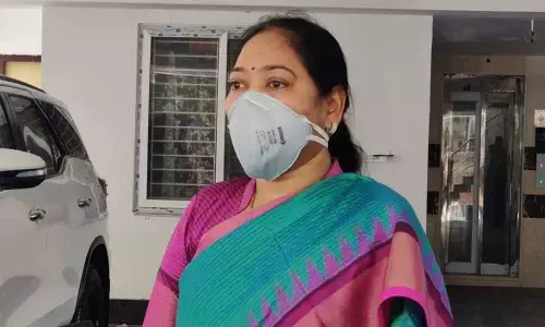 Guntur: Criminal case registered against LG Polymers says Home Minister Mekathoti Sucharita