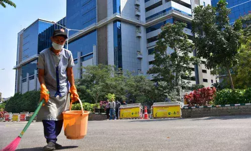 Lockdown goes for a toss: All of Hyderabad traffic on roads