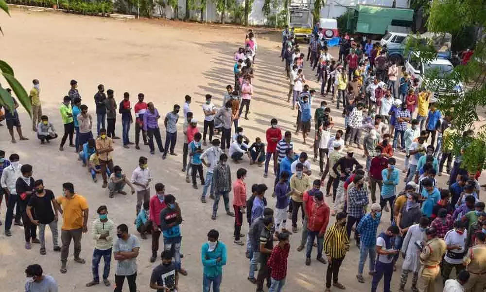 Students stuck in city appeal the government for their safe return