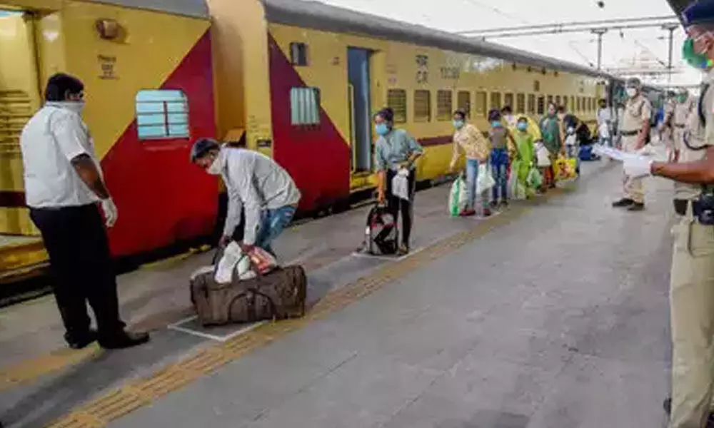 Vijayawada: Shramik special train to leave for Jharkhand today