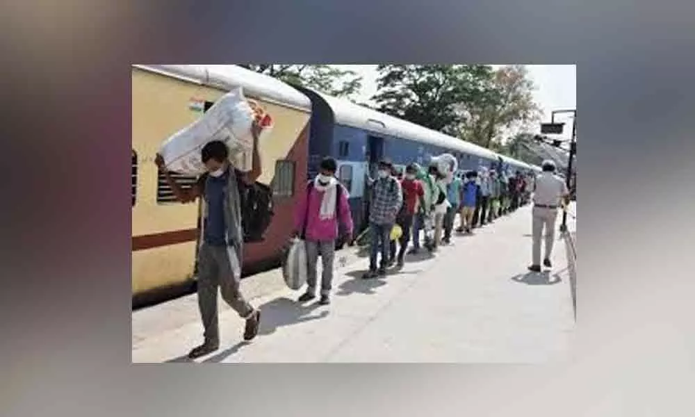 2 migrants from Gujarat test positive