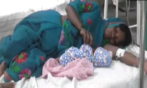 Pregnant Migrant Worker Going Home On Foot, Delivers Baby, Walks Another 150 KM