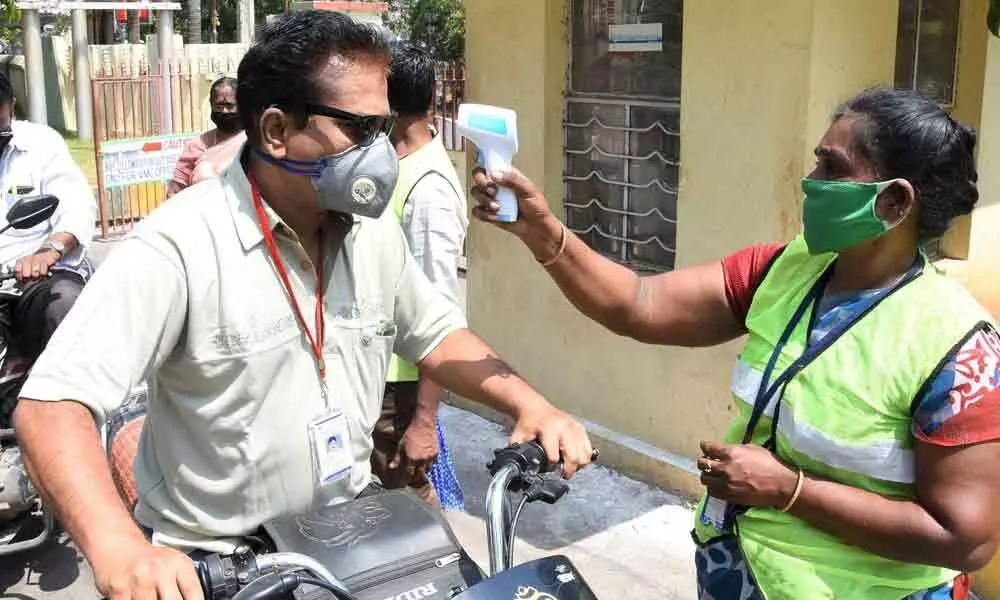 Vijayawada Municipal Corporation launches thermal screening in Red Zones