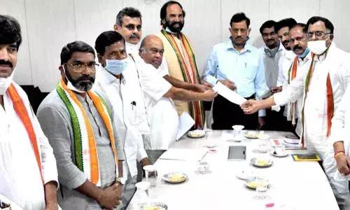 Hyderabad: Congress knocks on KRMB door over PRP