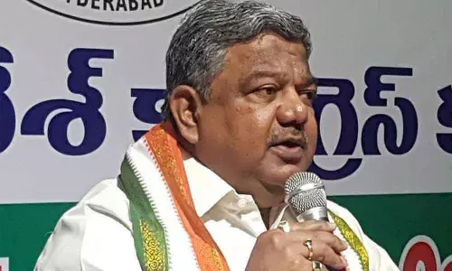 Hyderabad: Announce special relief package for people hit by lockdown says Gudur Narayana Reddy