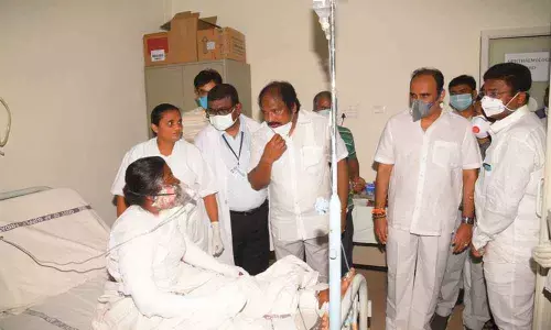 Cremation of 10 electrocuted in machavaram performed