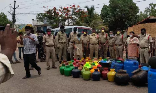 Kurnool: 600 litre ID liquor, 8,000 litre jaggery wash destroyed in raids