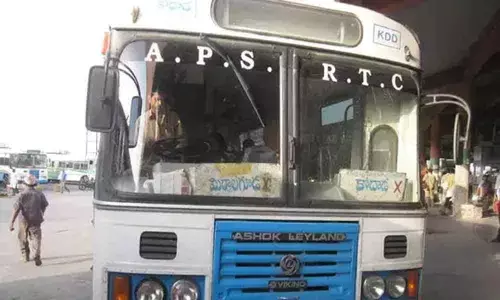 RTC buses flocks to roads across Telangana except in Hyderabad