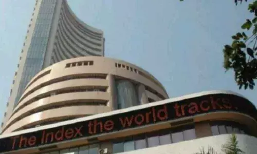 Markets snap 3-day losing streak on global cues