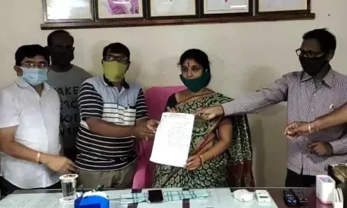 Hyderabad: Open Malakpet gunj, traders demand