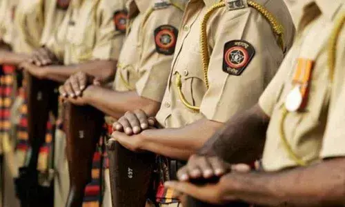 1,328 Maharashtra police test COVID-19 positive