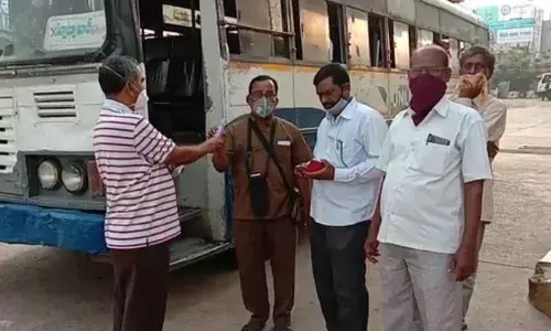 Mahbubnagar: Passengers wary of boarding RTC buses
