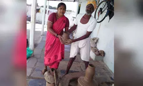 Karimnagar: Potters face lockdown heat