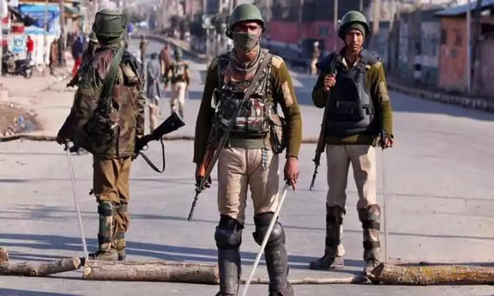 CRPF jawan, policeman injured in encounter with terrorists in Srinagar