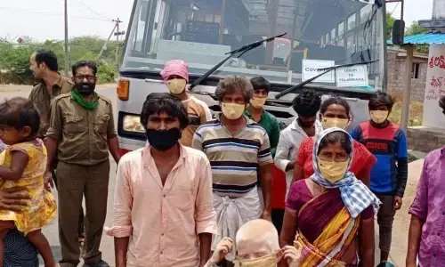 Mahabubabad: Tweet to KTR brings solace for migrant workers stranded in Udipi