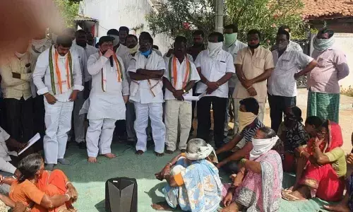 Karimnagar: Complete Gouravelli, Gandipally projects, Congress demands