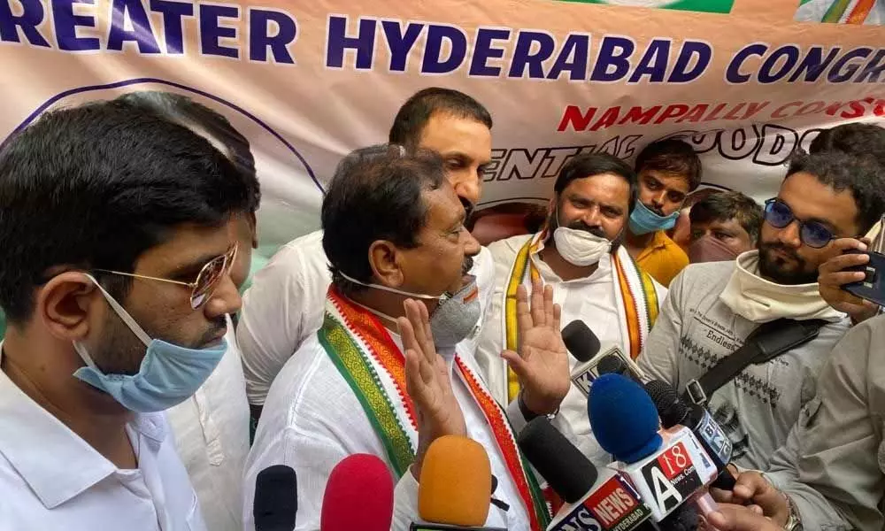 Hyderabad: Congress leader Shabbir blames KCR for huge surge in Covid-19 cases