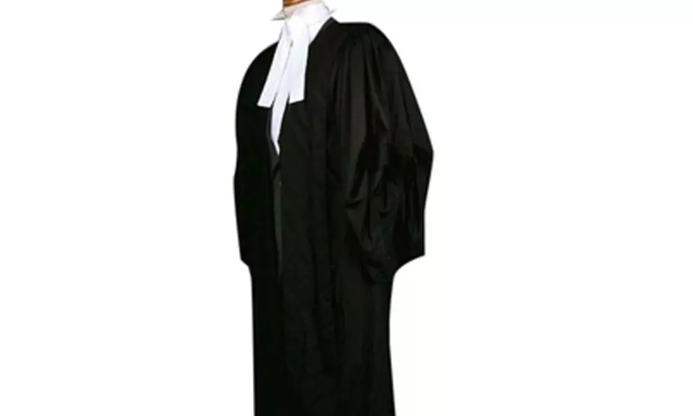 What to Wear to Become a Lawyer: Call to the Bar Ceremony • - YouTube