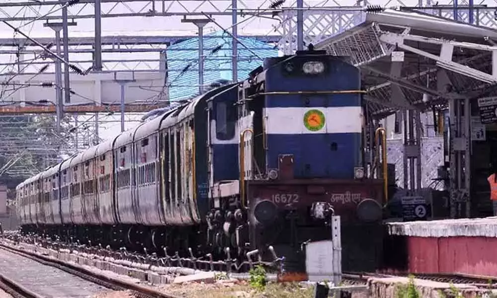 Railways to run 2,600 more Shramik Special trains in next 10 days to ferry 36 lakh migrant workers back home