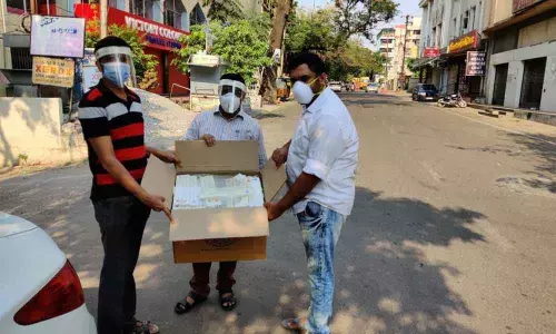 Hyderabad: NGO distributes PPEs, food to Covid warriors