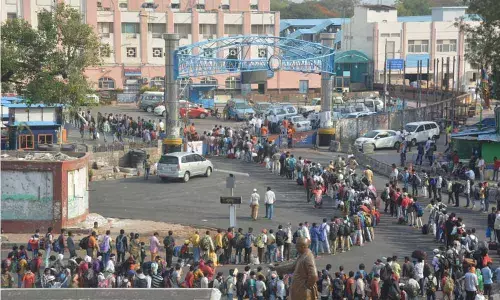 Minimising the cost of lockdown