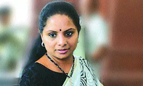Hyderabad: Kalvakuntla Kavitha lends a helping hand to Dubai returnee