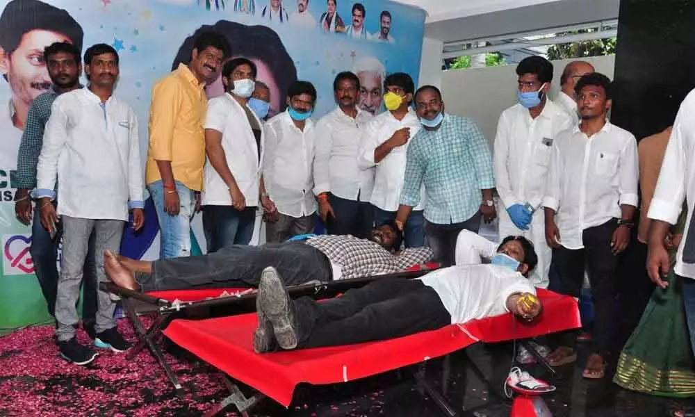 Visakhapatnam: About 200 volunteers donate blood