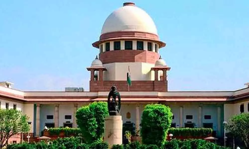 Top court takes suo motu cognisance of migrant issue