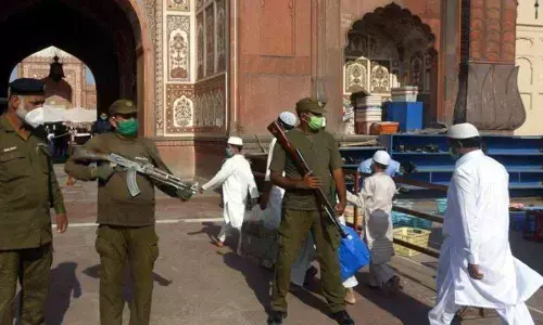 Coronavirus cases in Pakistan cross 61,000-mark, death toll soars to 1,260