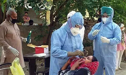 More than 38,000 doctors volunteer to join fight against COVID-19