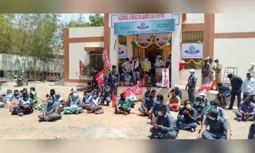 Kurnool: 3 security guards sacked as Covid-19 patient attempts to flee