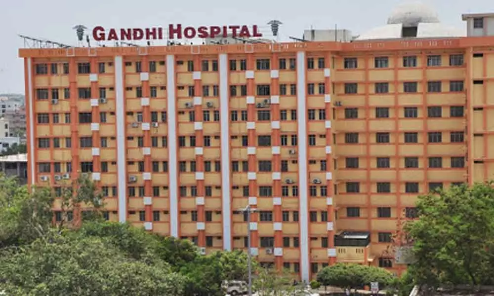 Junior doctor from Osmania Medical College tests Covid positive, admitted in Gandhi