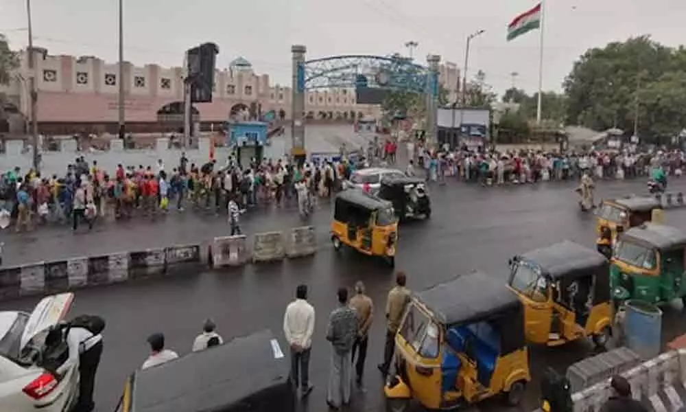 Hyderabad: Heavy rush at Secunderabad railway station as trains services resume