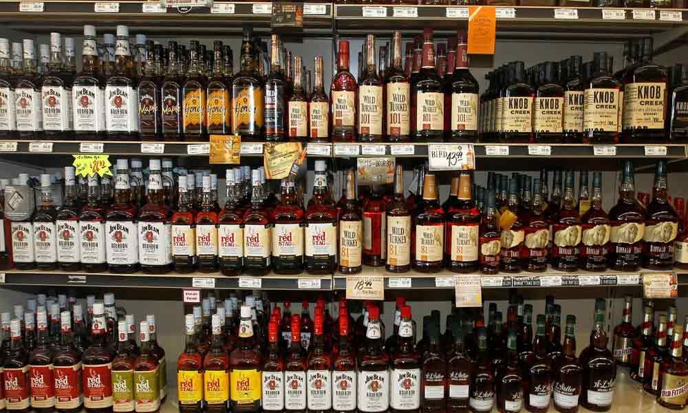 Andhra government to shut 535 liquor stores from today as part of ...