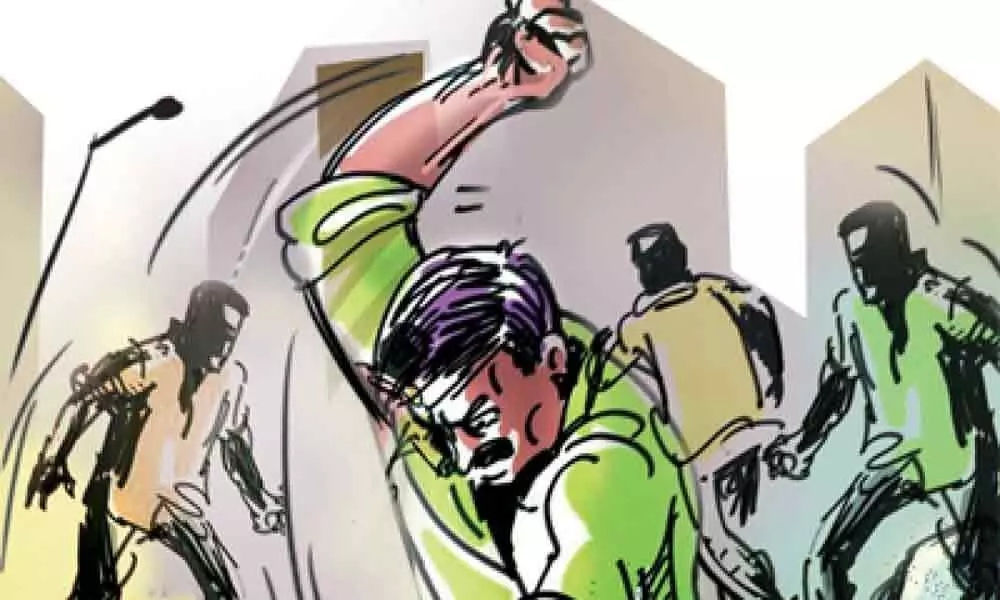 Hyderabad: Rowdy sheeter attacked by his foes