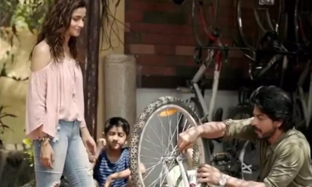 World Bicycle Day: A Heart-Touching Scene From Dear Zindagi Movie