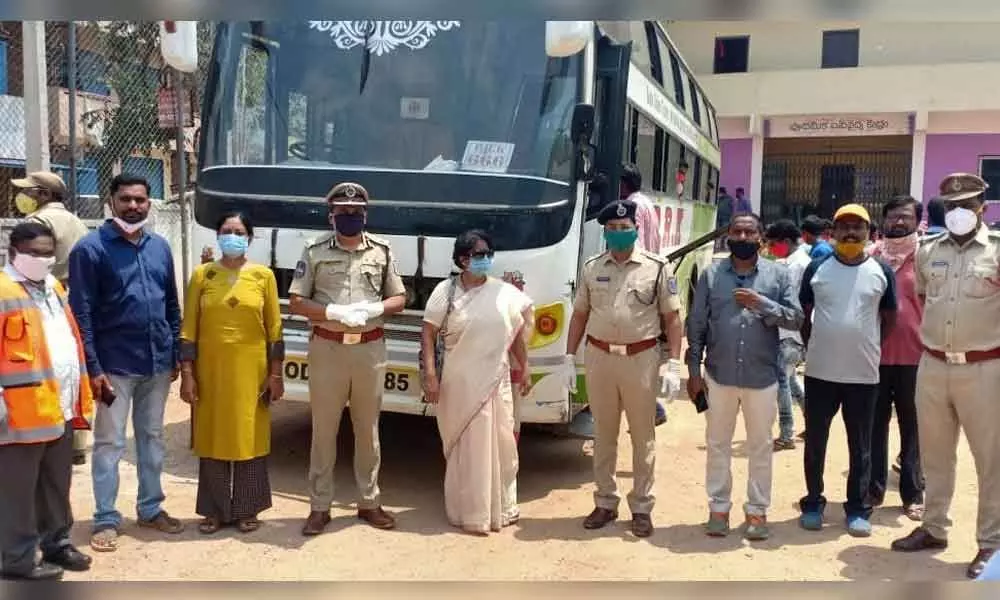 Hyderabad: Cops win hearts as Covid warriors