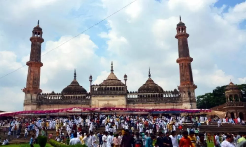 Bara Imambara Mosque in Lucknow