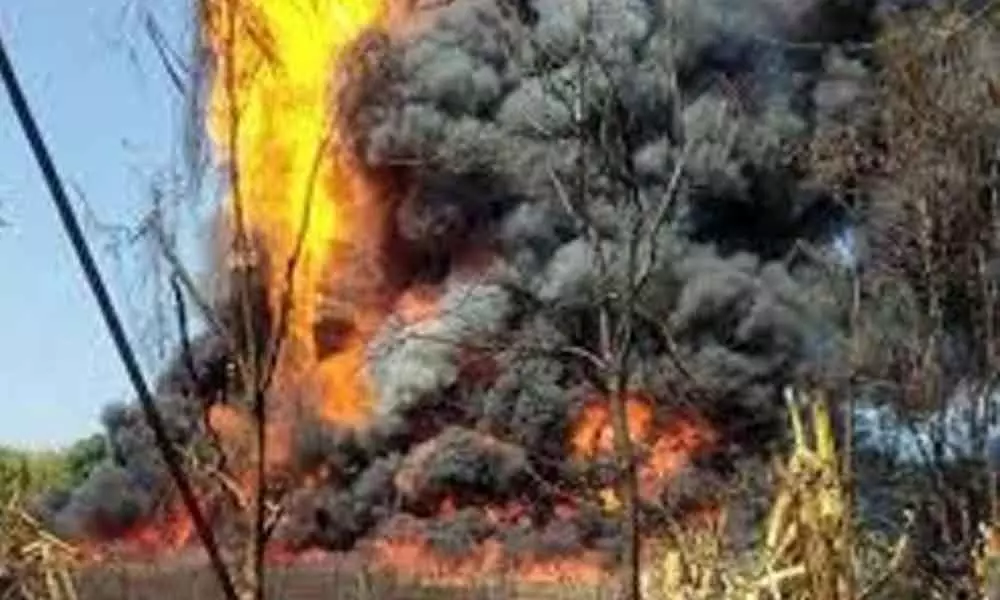 Massive fire at Assams oil well