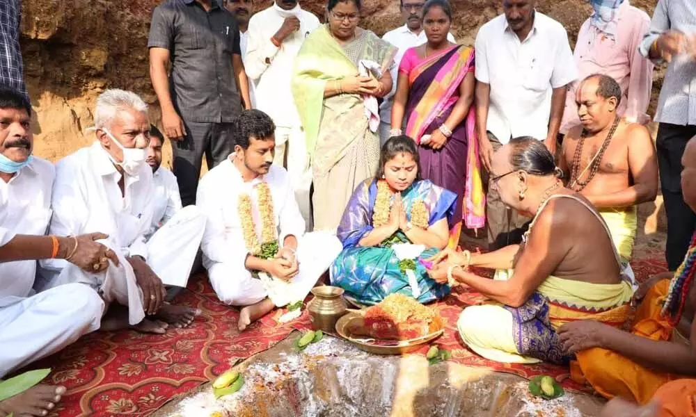 Deputy Chief Minister P Pushpasrivani performing puja ahead of launching of renovation works