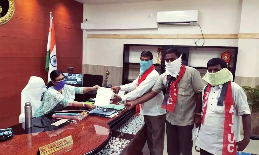 AITUC Representatives submitting a representation to District Collector Sikta Patnaik