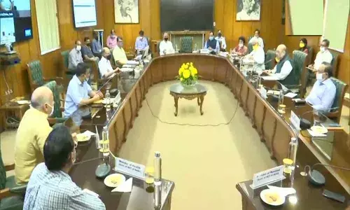 Union Home Minister Amit Shah and Health Minister Dr Harsh Vardhan hold a meeting with Delhi LG Anil Baijal & CM Arvind Kejriwal