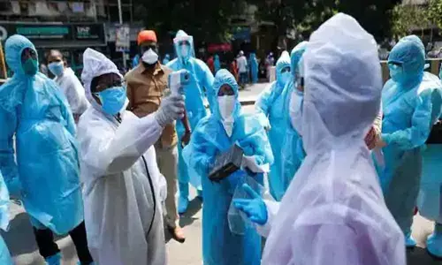 Coronavirus Overwhelms Healthcare Facilities In Mumbai, Delhi