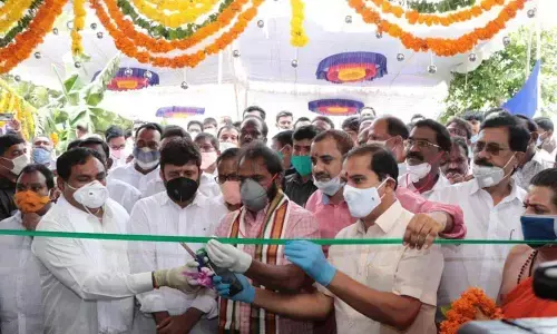Kakatiya Gouda hostel inaugurated in Hanamkonda