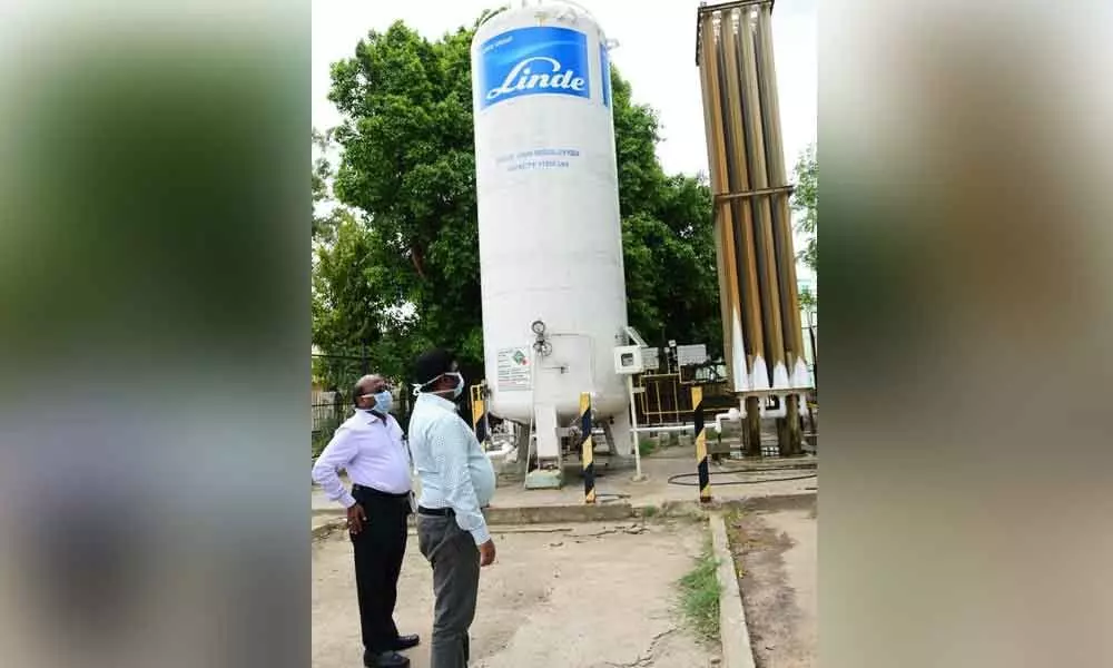 District collector G Veera Pandiyan inspecting the liquid model oxygen plant at state level Covid hospital in Kurnool on Monday